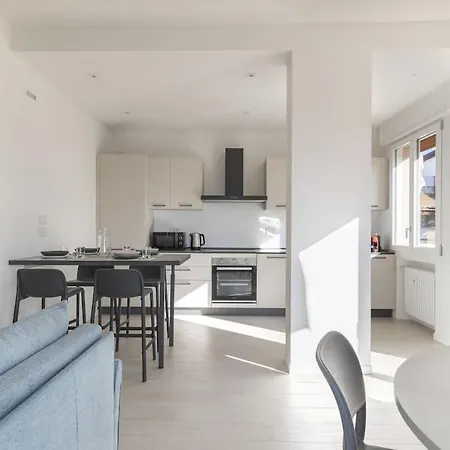 Ca' Milla 2 By Welchome *